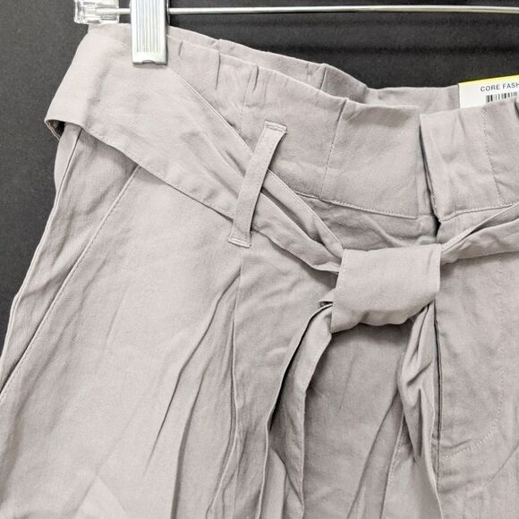 NWT INC Linen Paper Bag Belted Gray Shorts M - Picture 3 of 9